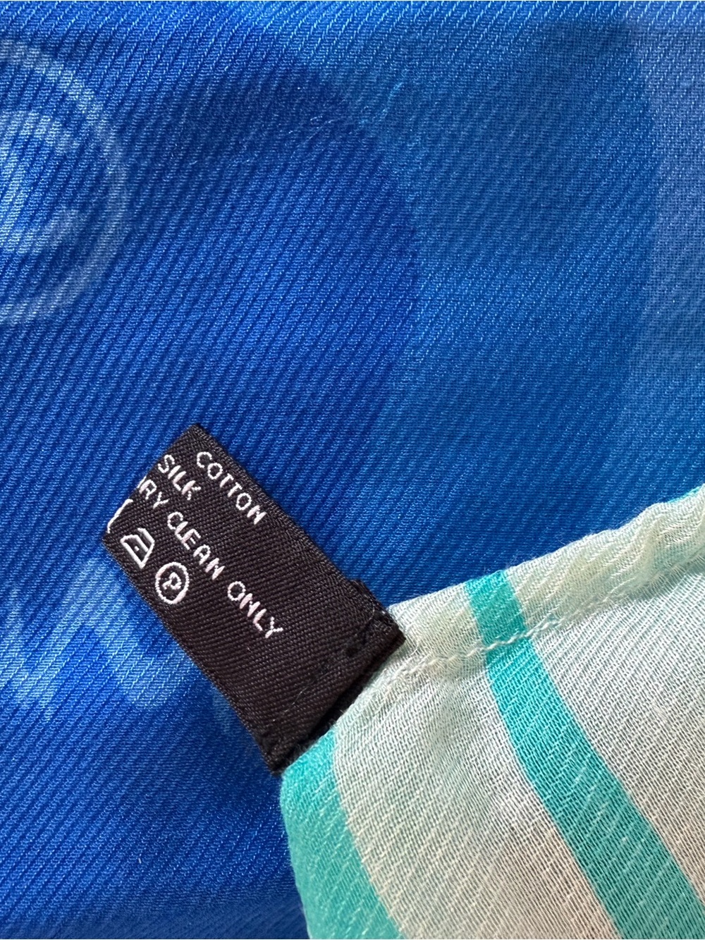 NWT Authentic CHANEL 2018 18S Runway Turquoise Blue Wave Pareo Sarong Scarf - Picture 6 of 9
